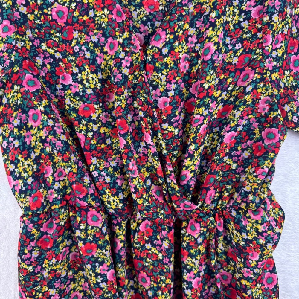 Bobeau Floral Surplice Peplum Top Short Sleeve Navy Red Ditsy Print Large - Picture 3 of 5